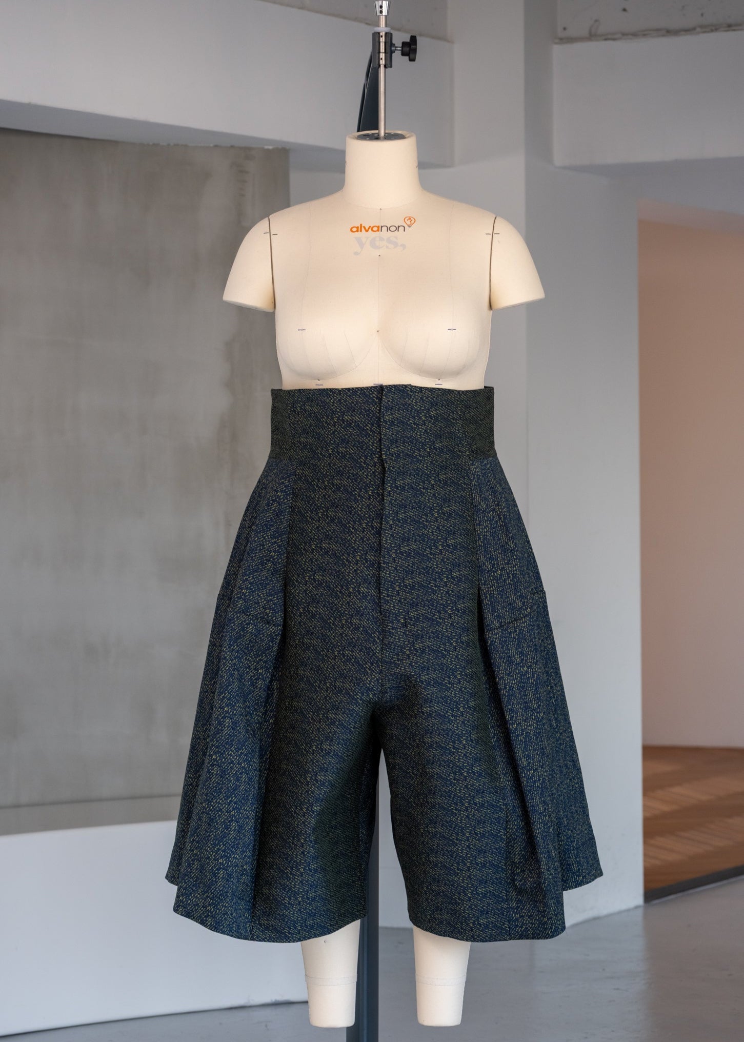 The Circle Pant