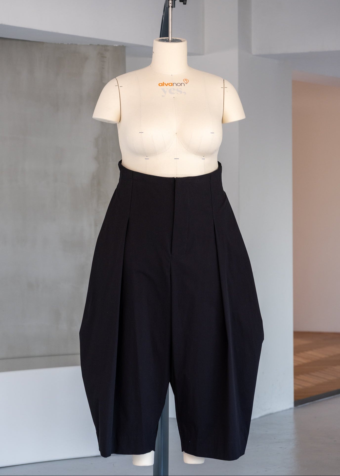 The Architectural Pant